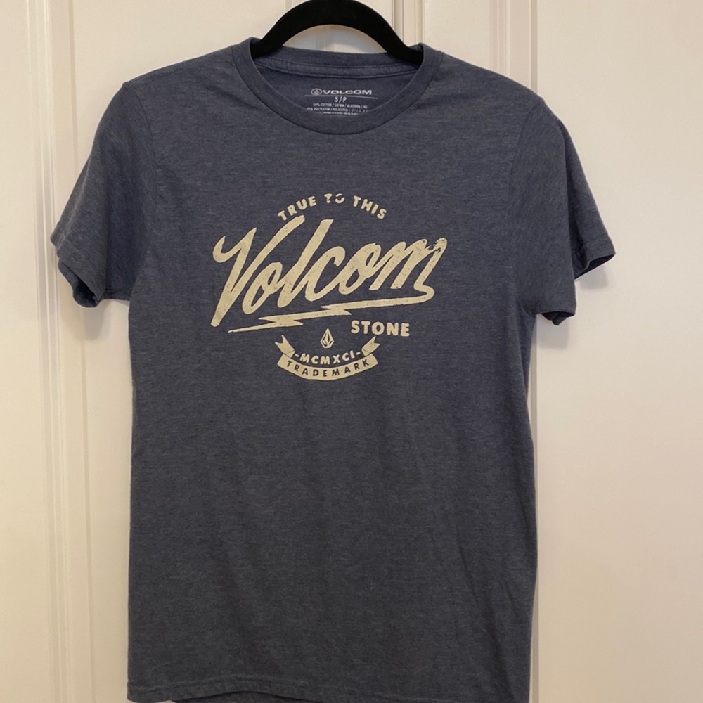 Men’s Volcom t-shirt